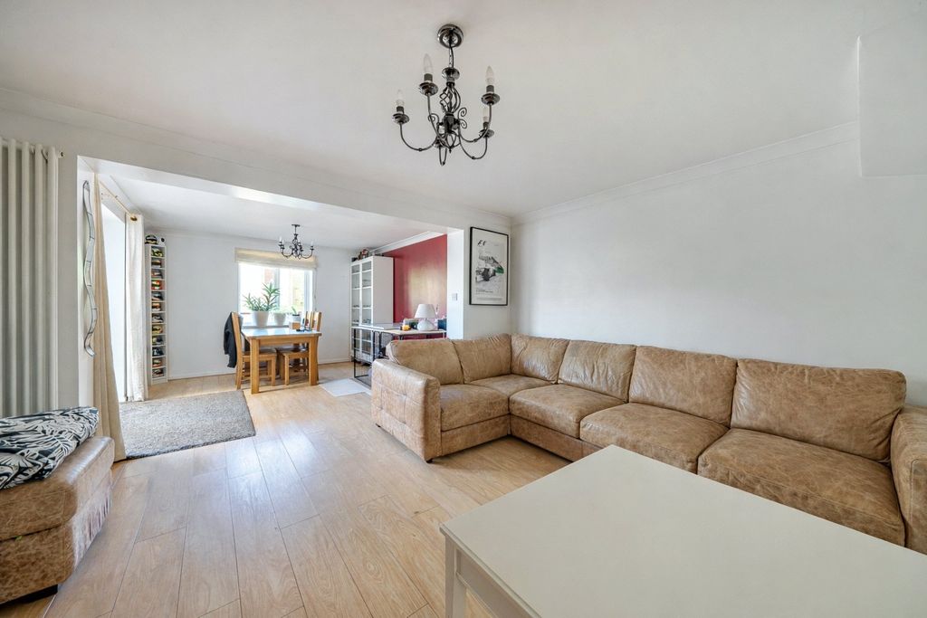 Property photo 3 of 14 Living/Dining Room