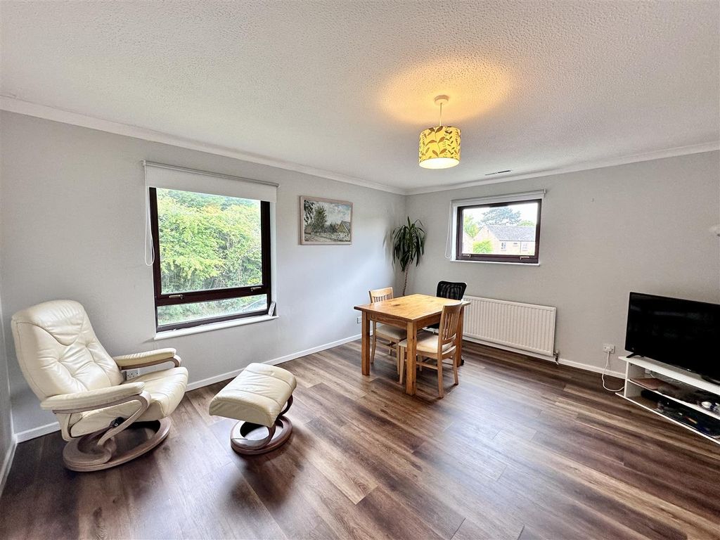 Property photo 3 of 9 Living Room