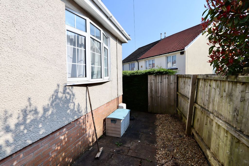 Additional image 31 of 4 bed semi-detached house for saleHighfield Crescent, Pontllanfraith NP12