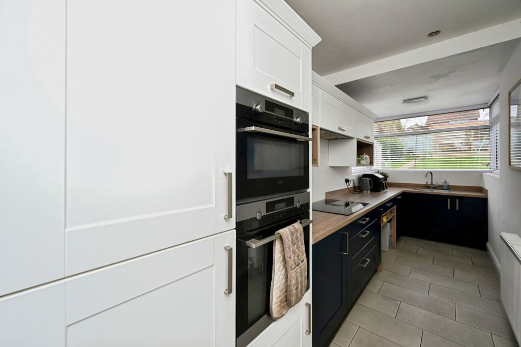 Property photo 2 of 17 Pbox-Img.Jpg