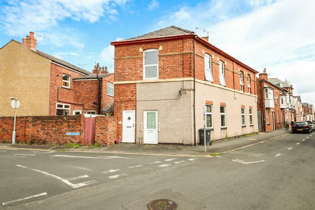 Property photo 1 of 13 5551590
