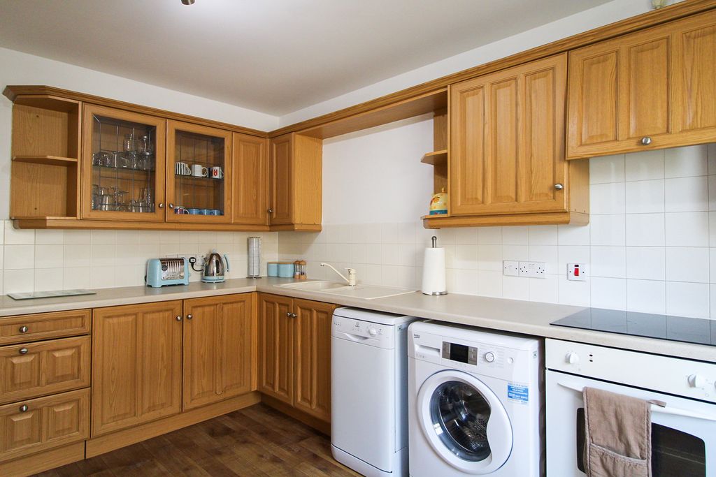 Property photo 2 of 15 Kitchen