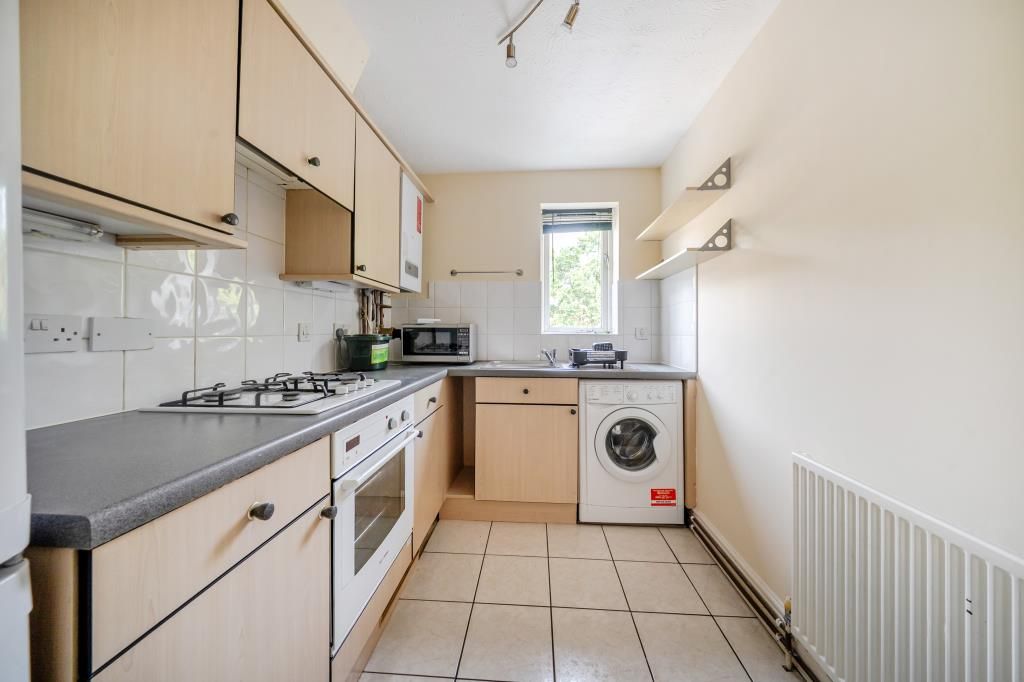 Property photo 2 of 20 Kitchen