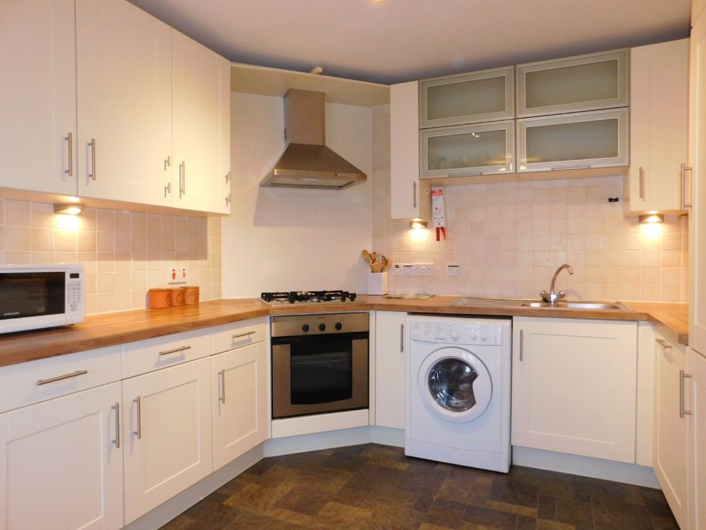 Property photo 3 of 12