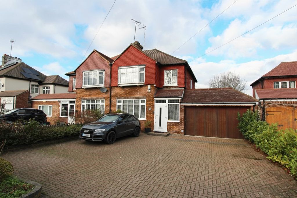 Property photo 1 of 20 Img_2946Bc