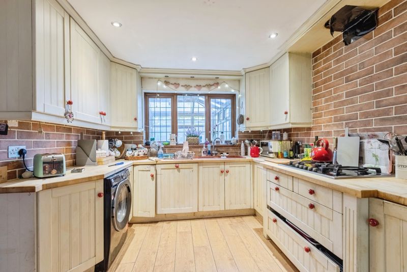 Property photo 1 of 8 Photo 1