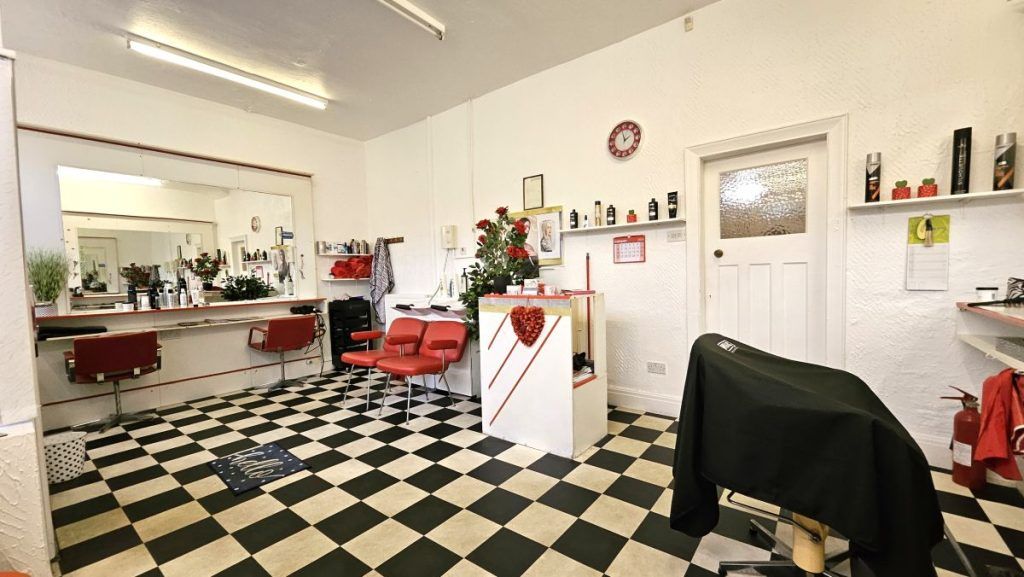 Property photo 2 of 28 2