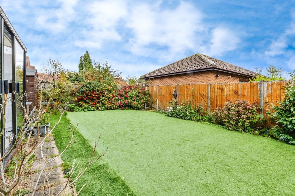 Property photo 2 of 17