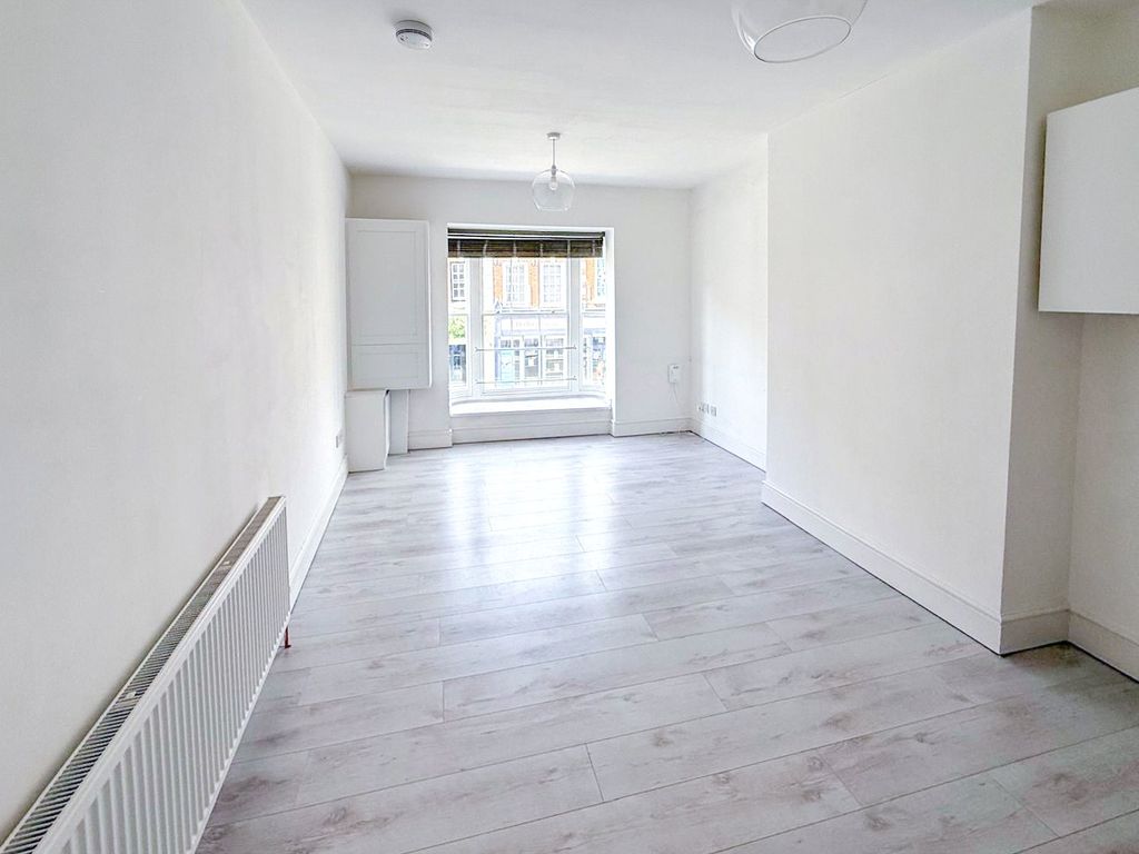 Property photo 2 of 6 Picture No. 01