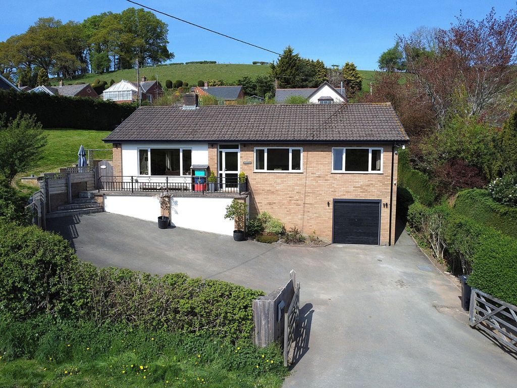 Property photo 1 of 34 Picture No. 51