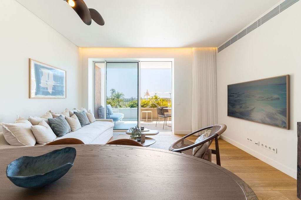 Property photo 1 of 30