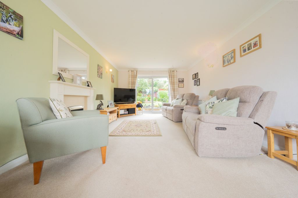 Property photo 3 of 22 Dsc01257-Hdr
