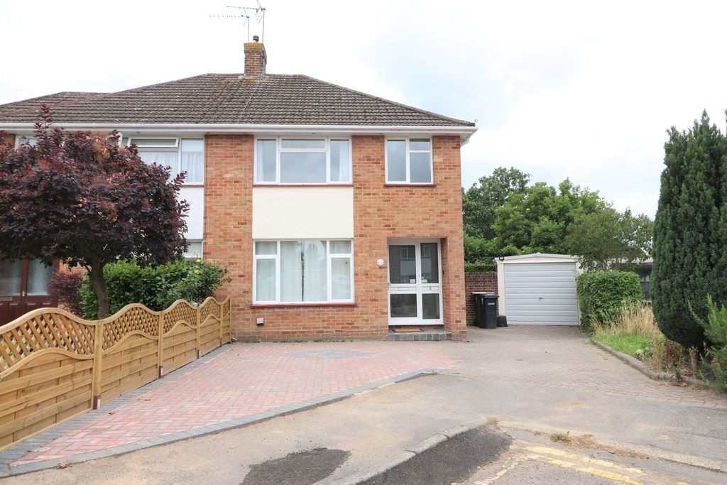 Property photo 1 of 12