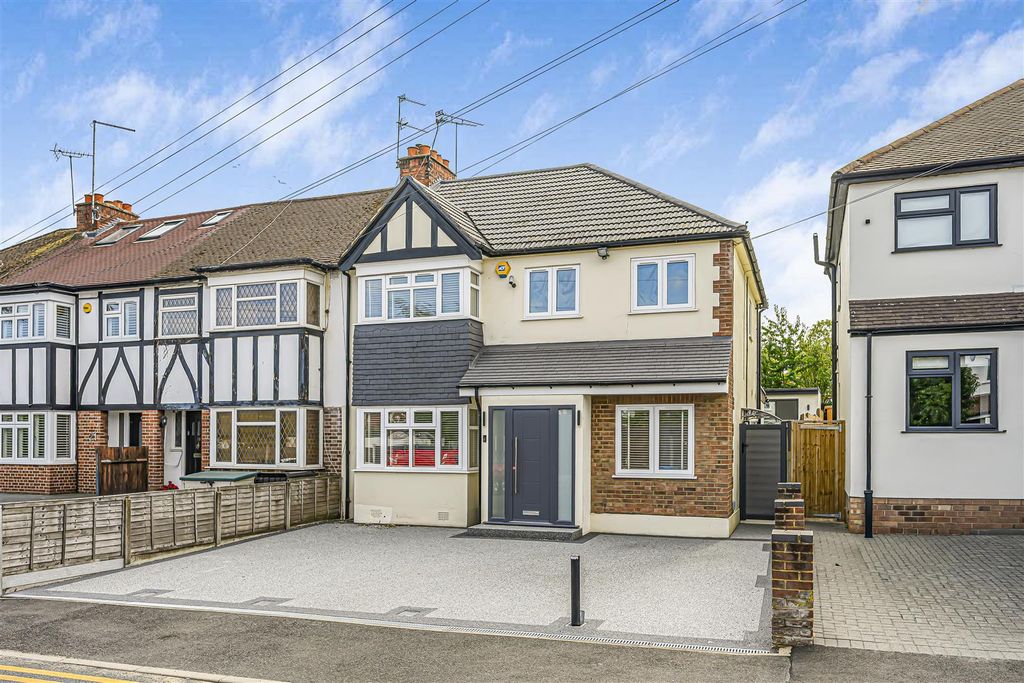Property photo 1 of 34 1