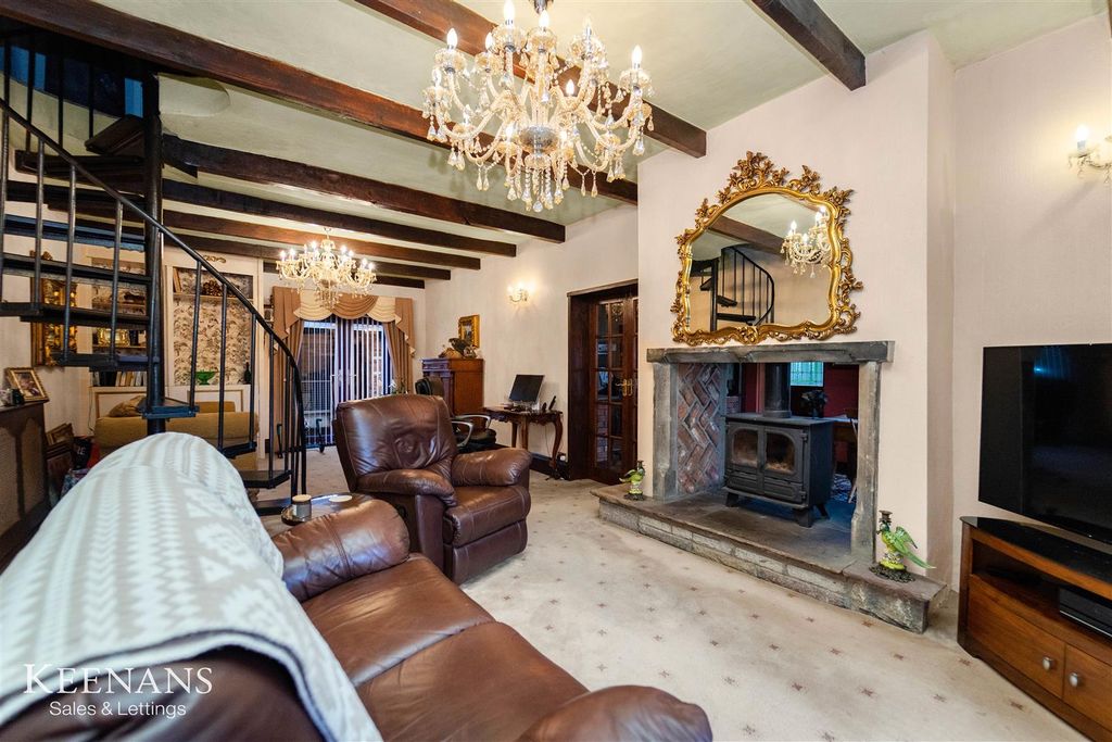 Property photo 3 of 52 4.Jpg