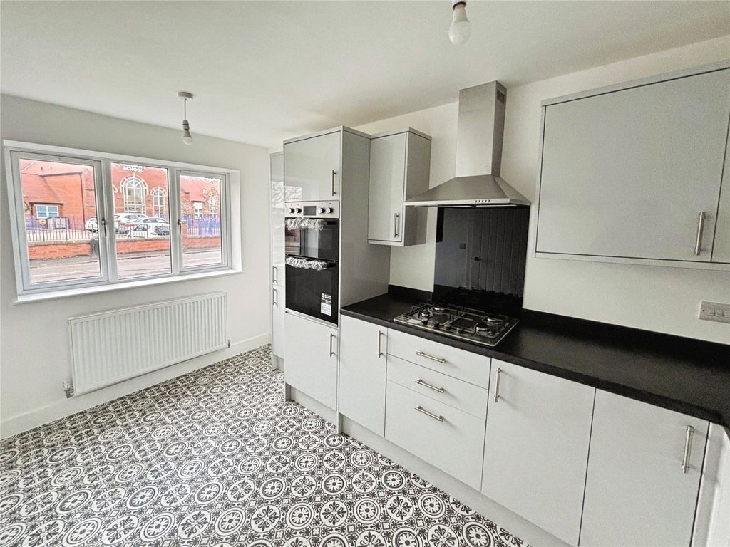 Property photo 2 of 11 Kitchen/Diner