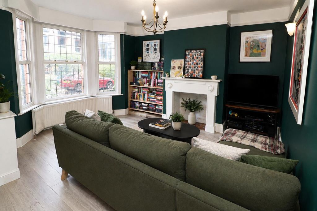 Property photo 3 of 15 63E51937-Fd7d-489F-9B33-5E3Bb0Ad8A57.Png