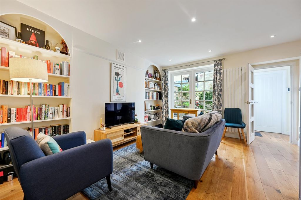 Property photo 2 of 9 Caithness Road