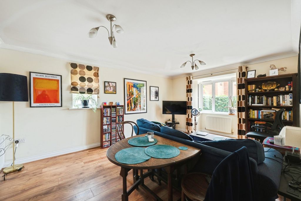 Property photo 2 of 15 Pbox-Img.Jpg
