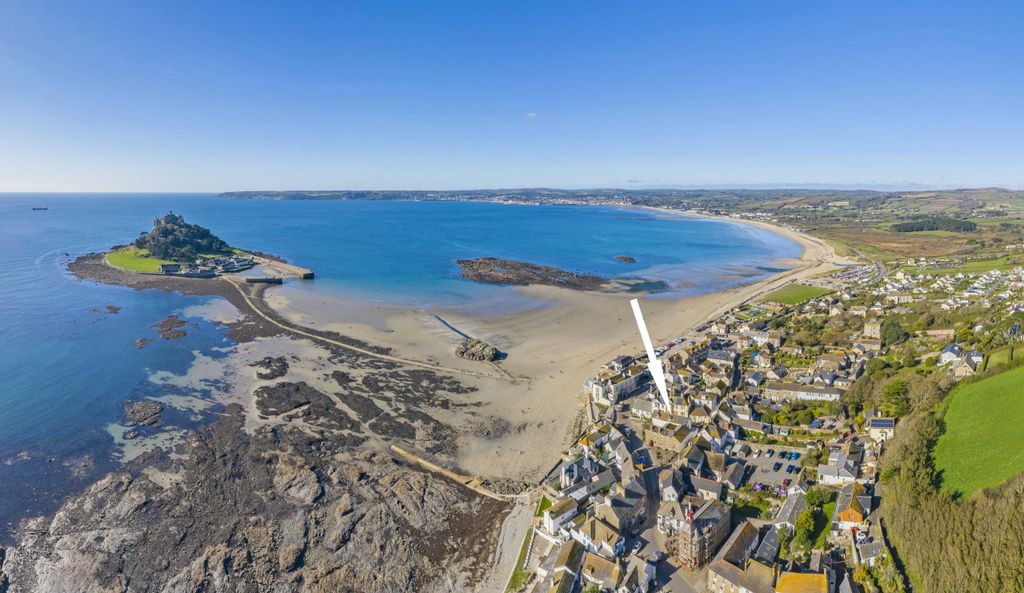 Property photo 3 of 12 Photo 3