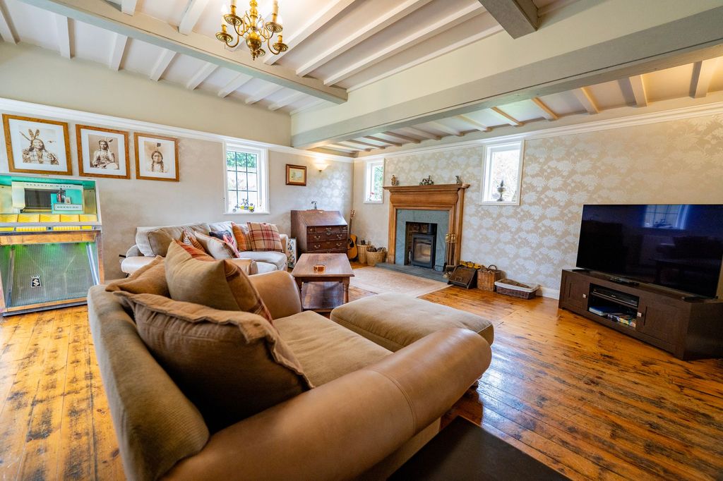 Additional image 7 of 4 bed detached house for saleField House, 184 Derby Road, Ilkeston DE7