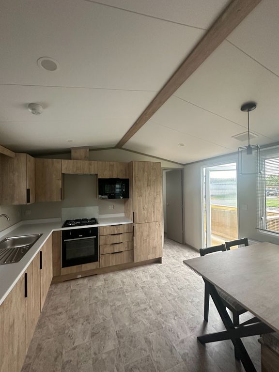 Property photo 2 of 9 Image