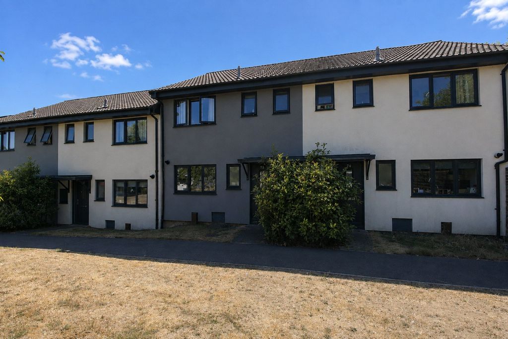 Property photo 1 of 11 Picture No. 14