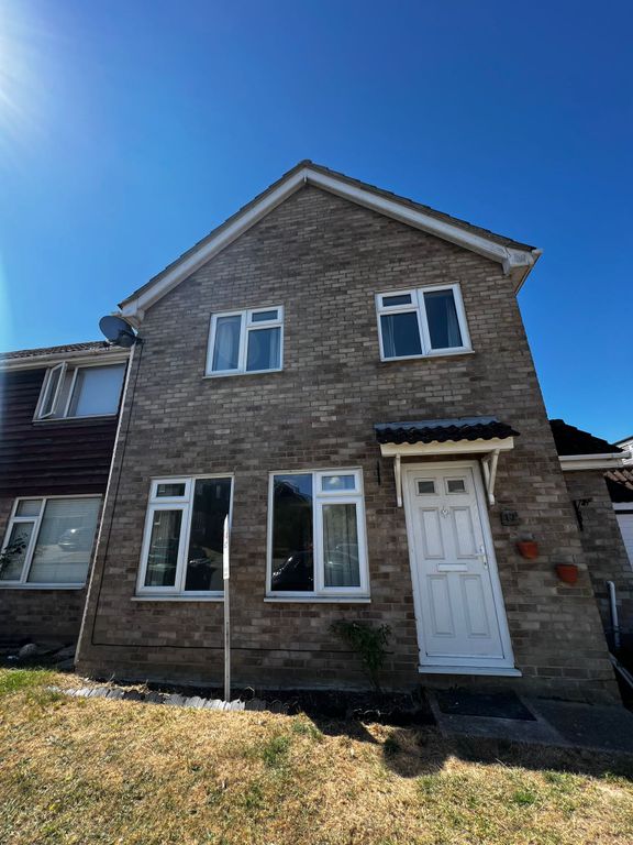 Property photo 1 of 8 Front