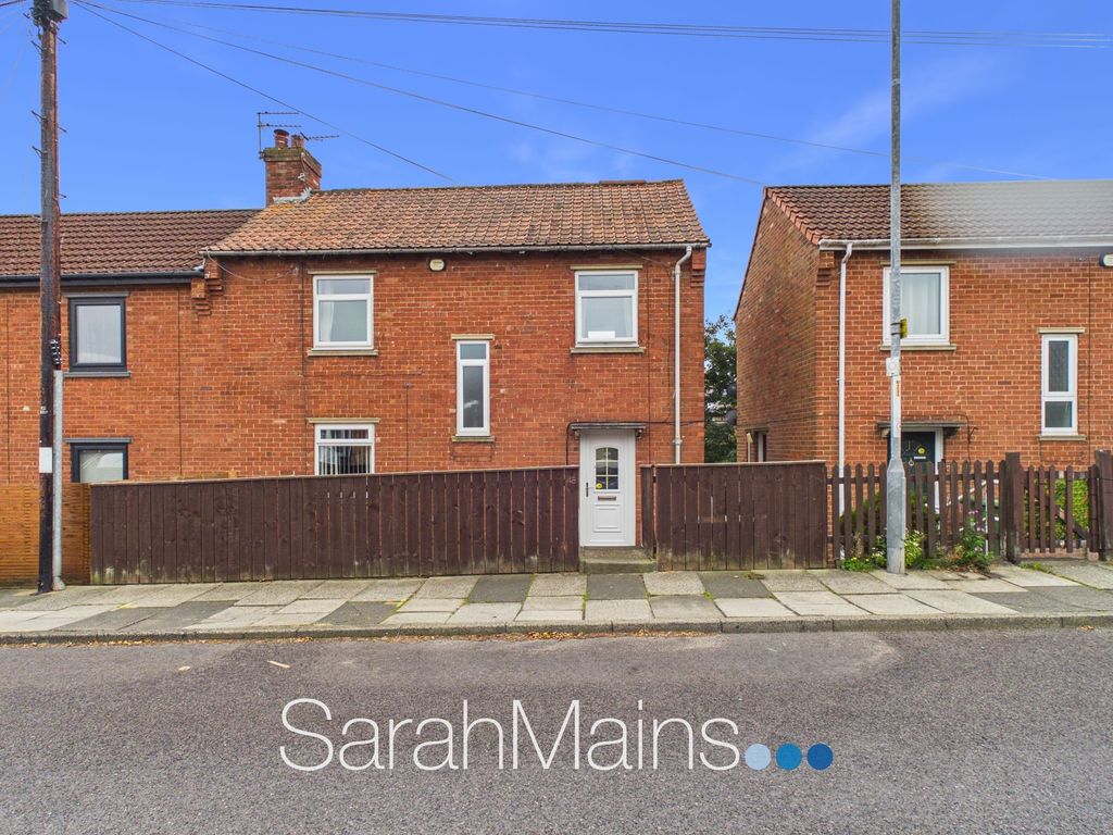 Property photo 1 of 12 External