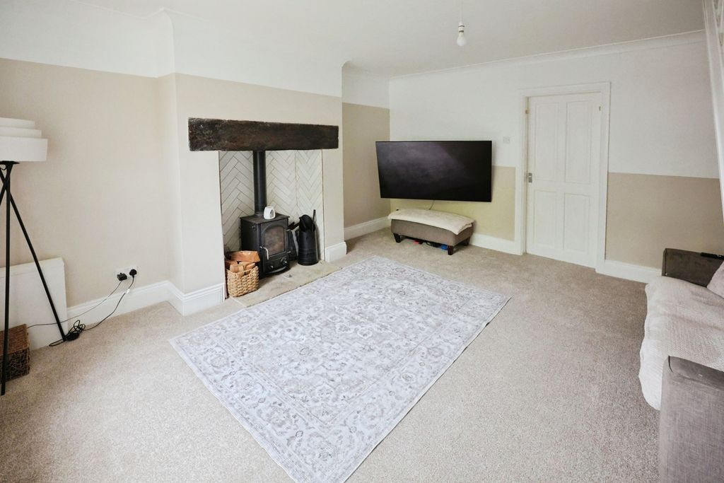 Property photo 3 of 7 Pbox-Img.Jpg