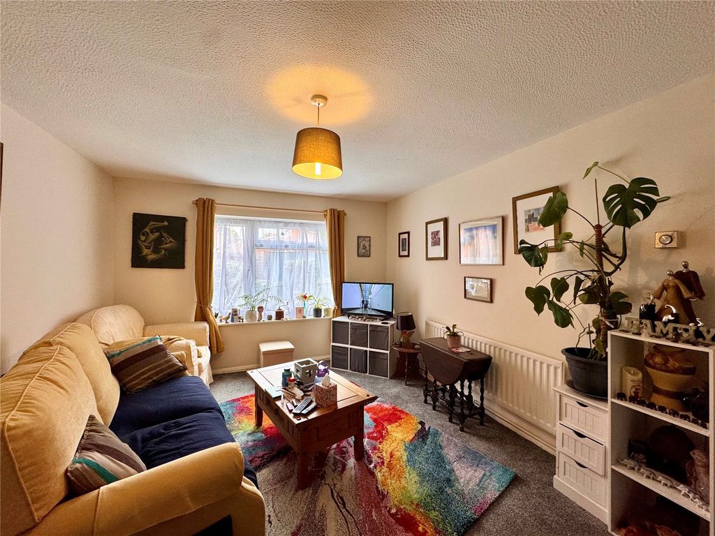 Property photo 2 of 11 Picture No. 31