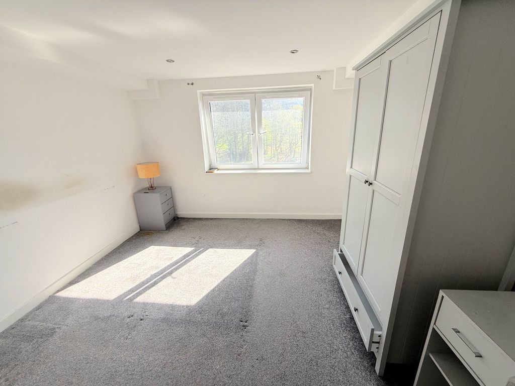 Additional image 11 of 2 bed flat for saleWheatley Court, Halifax HX2