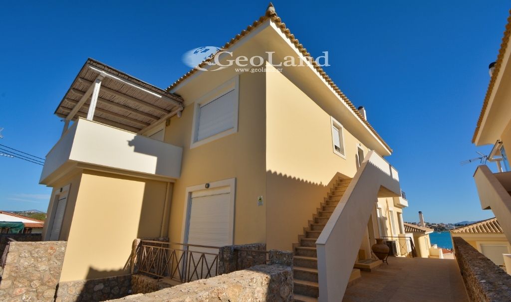 Property photo 2 of 37