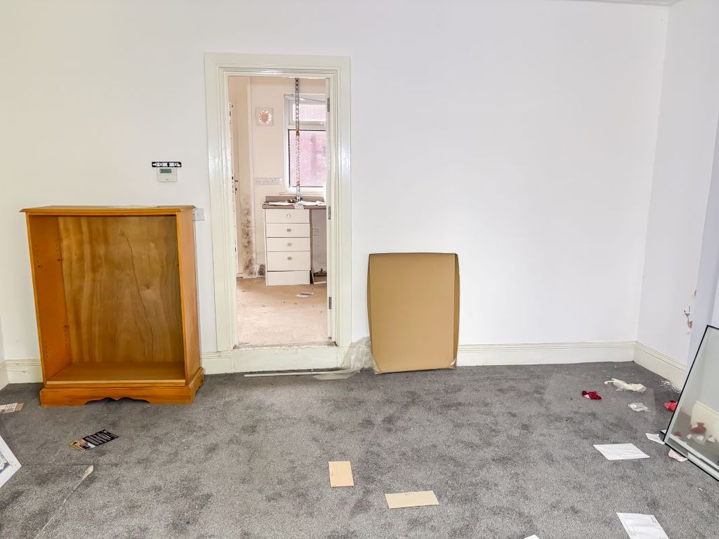 Property photo 3 of 10 Image 3