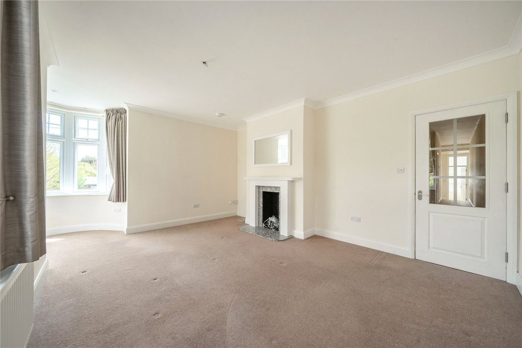 Property photo 2 of 12 Picture No. 22