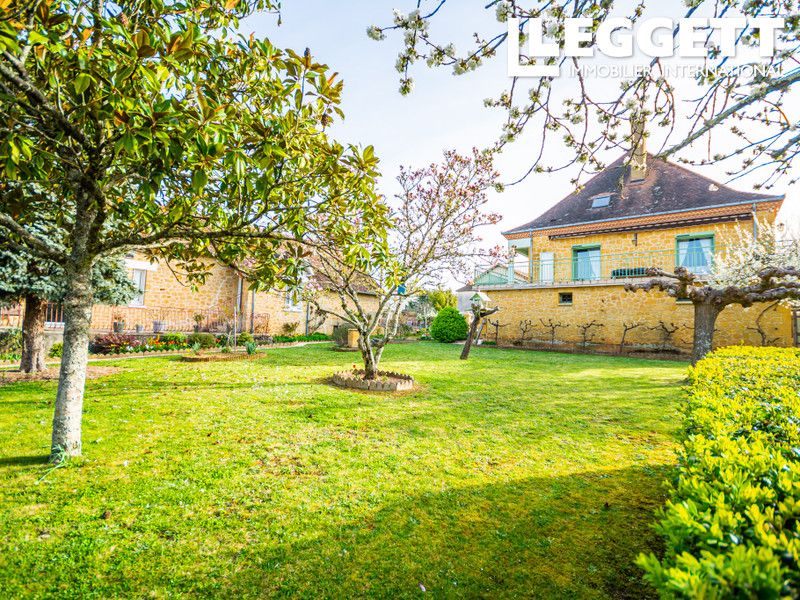 Property photo 2 of 10