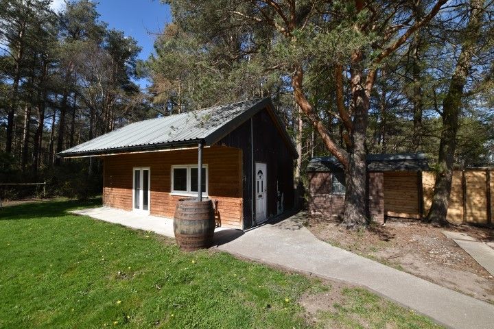 Property photo 2 of 26