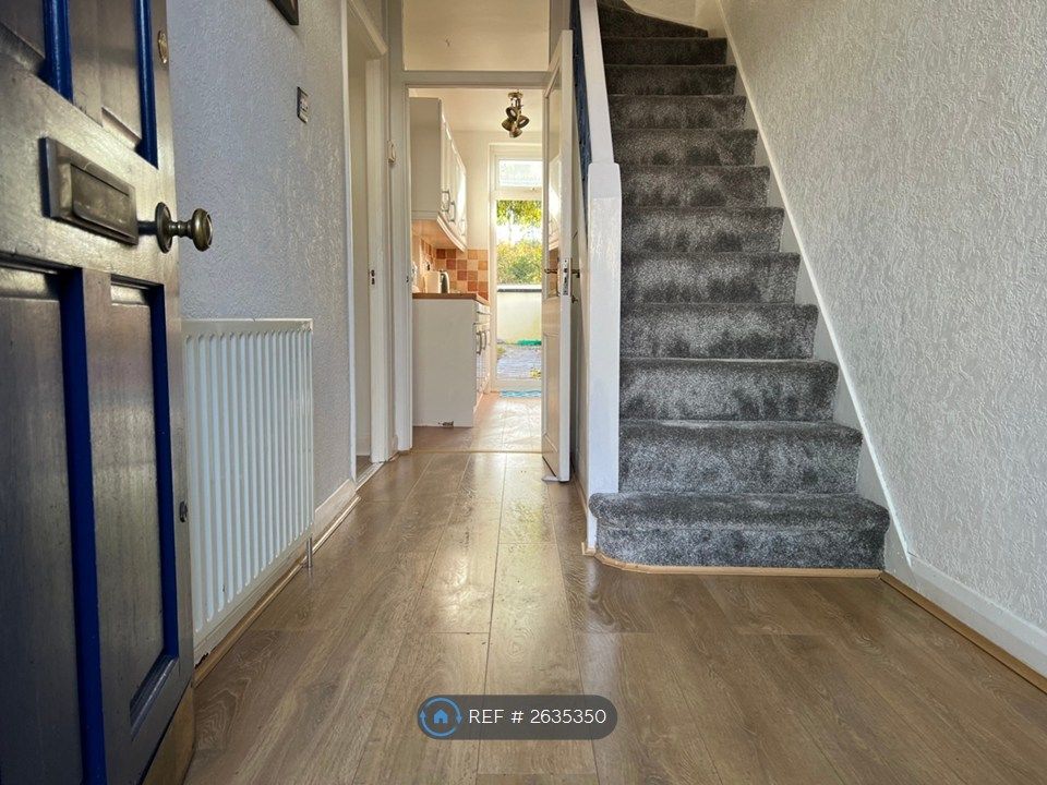 Property photo 2 of 26