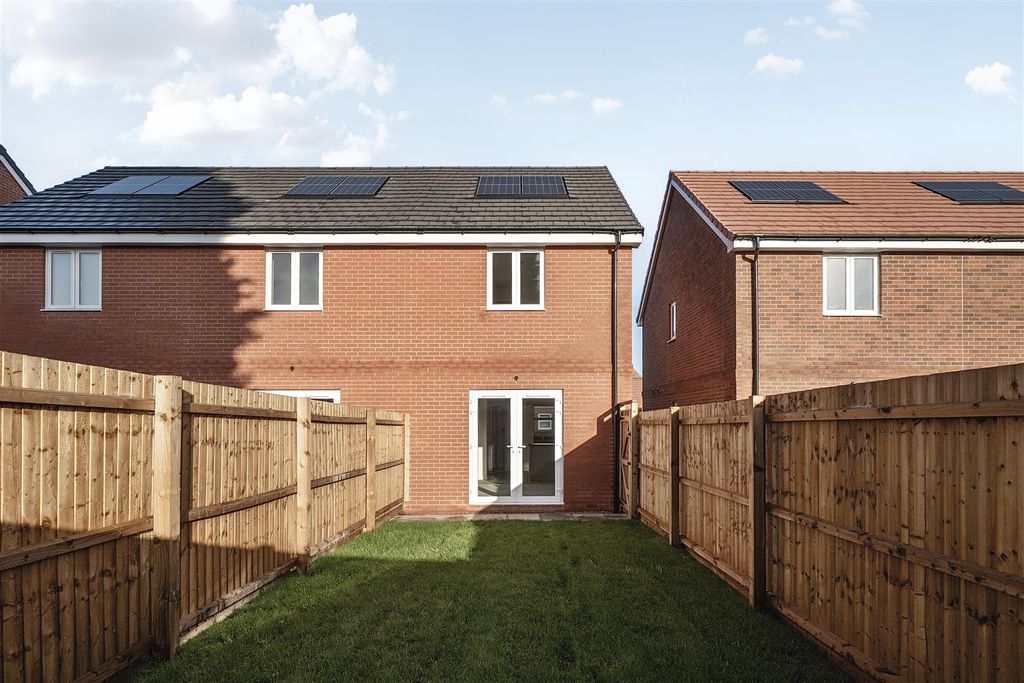 Property photo 2 of 9 1386356-9-693016F0276Bf.Jpg