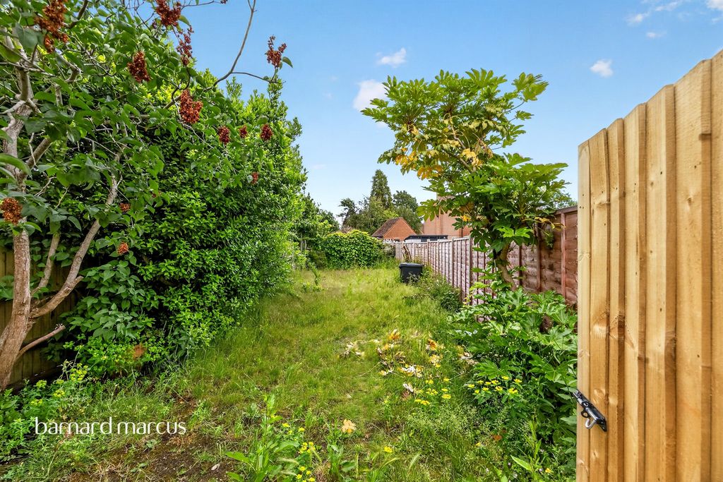 Property photo 1 of 16