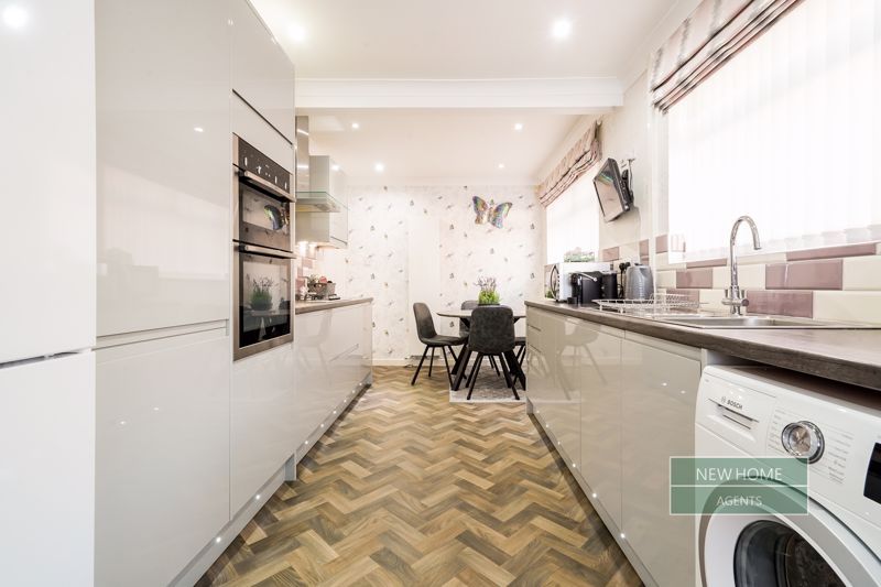 Property photo 3 of 25 Photo 1