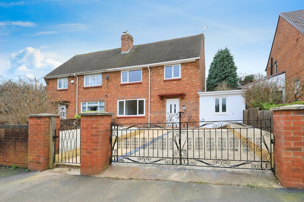 Property photo 1 of 20