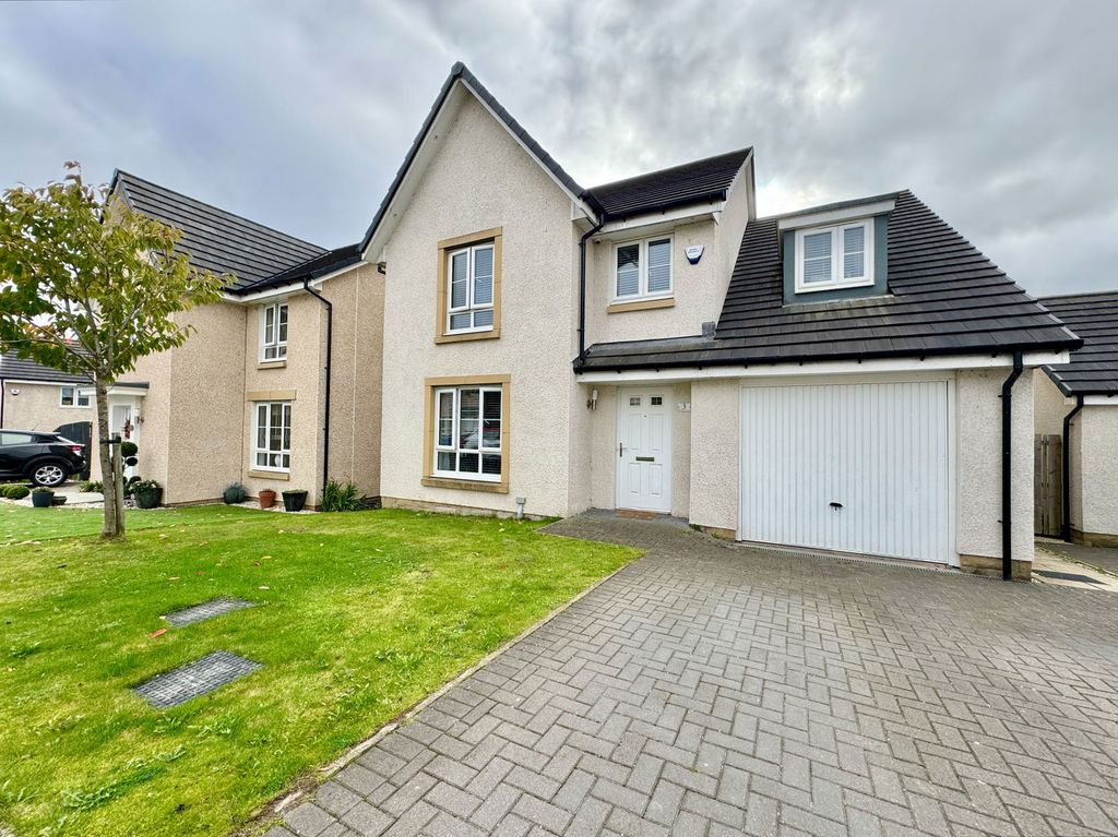 Property photo 1 of 39