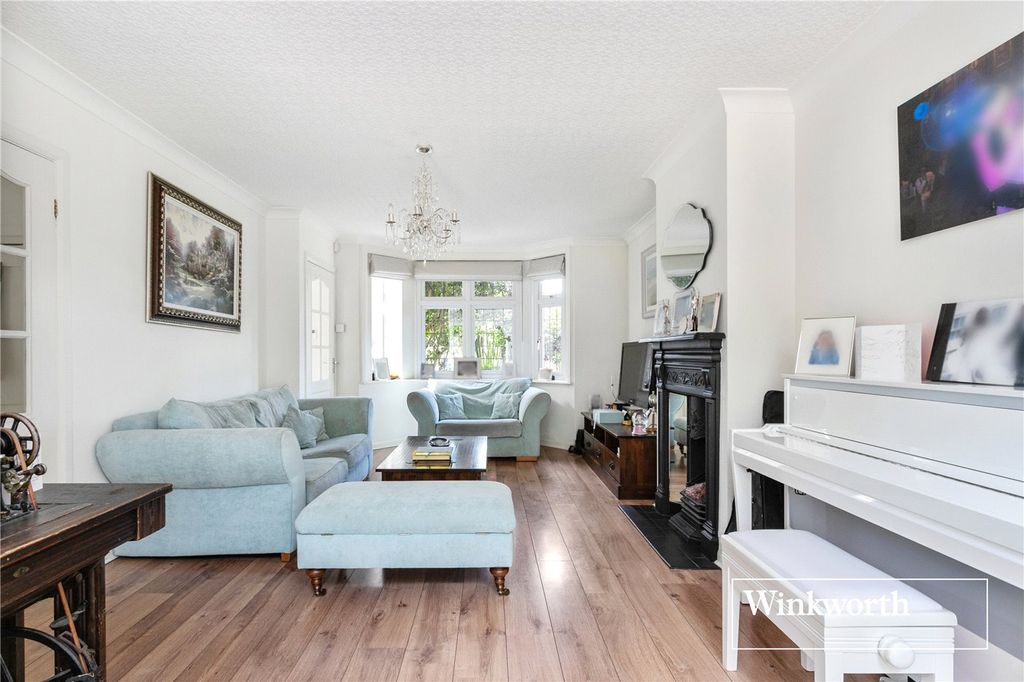 Property photo 1 of 18 Picture No. 15
