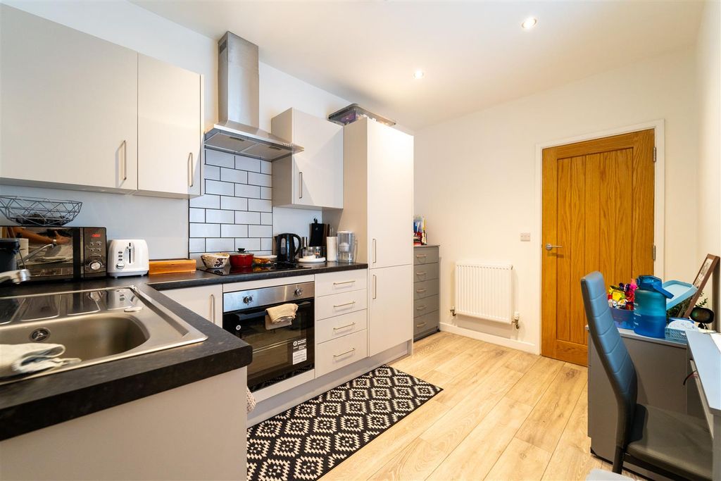 Property photo 1 of 8 Nik02524.Jpg
