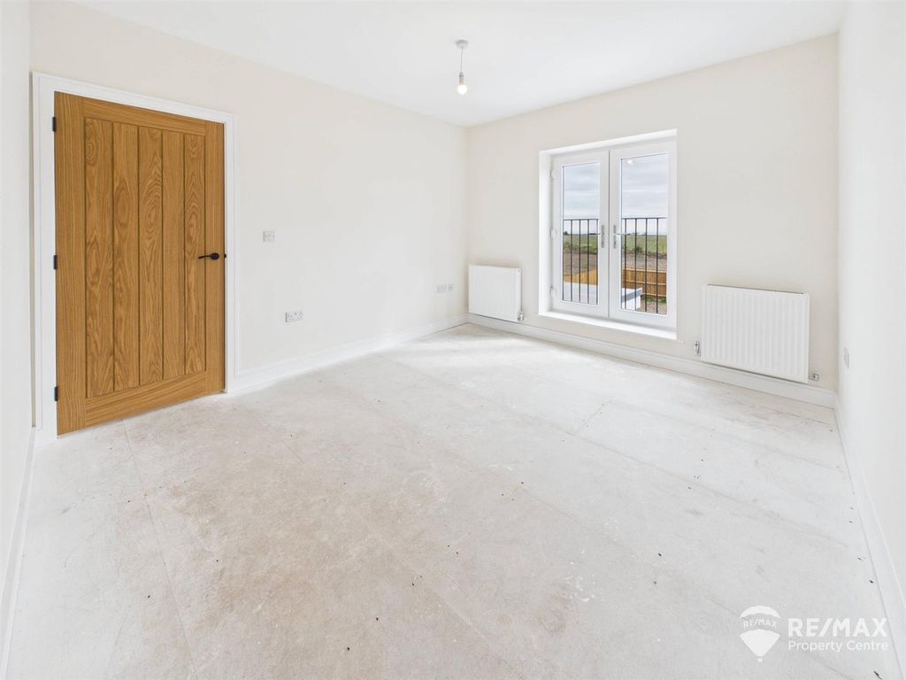 Additional image 16 of 4 bed detached house for saleOakley Gardens, Little Oakley, Harwich CO12