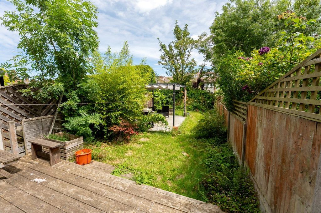 Property photo 3 of 16 Picture No. 06