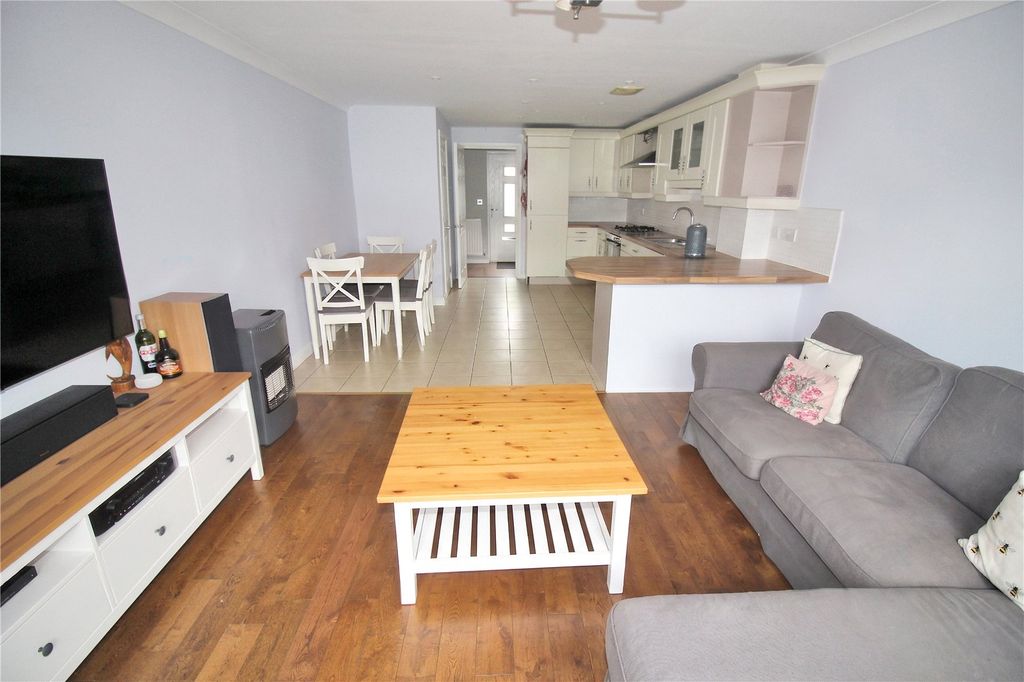 Property photo 2 of 11 Picture No. 05