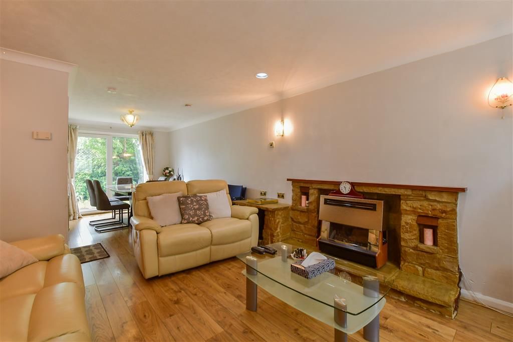 Property photo 2 of 15 Lounge/Dining Room