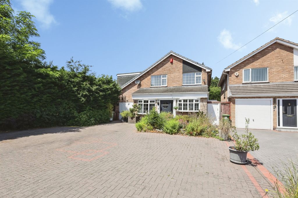 Property photo 2 of 19